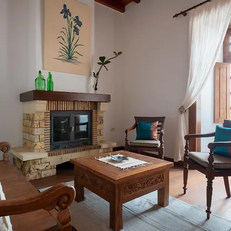 Lanzahost Casa Virginia Mala