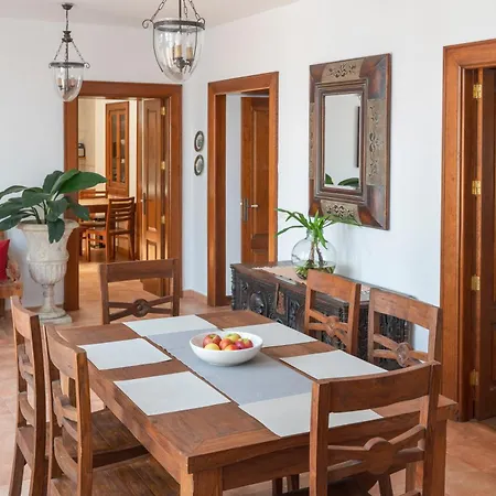Lanzahost Casa Virginia Villa *