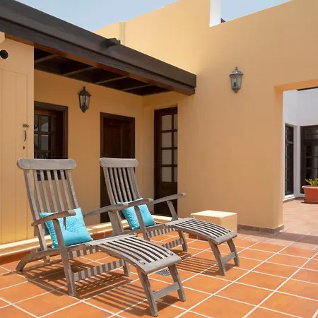 Lanzahost Casa Virginia